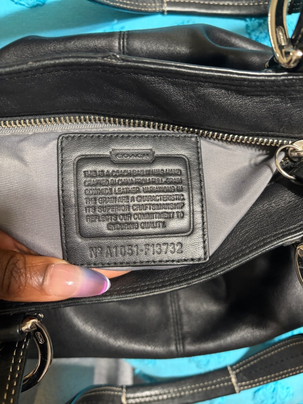 Coach Black Leather Shoulder Bag with White Contrast Stitching - Picture 12 of 16